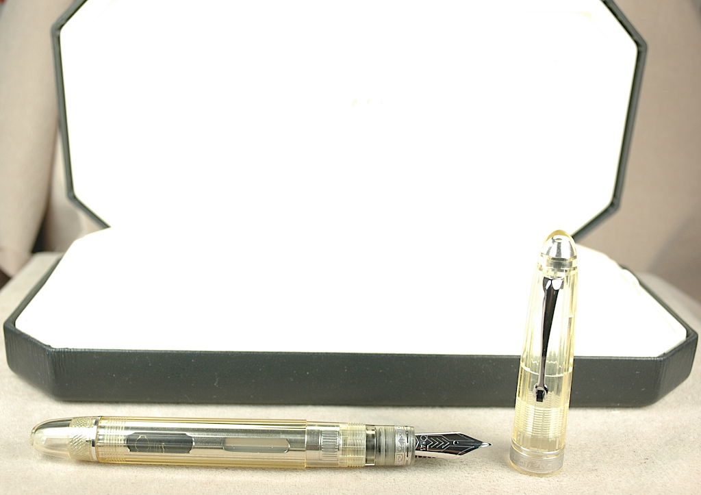 Pre-Owned Pens: 4889: Omas: Ogiva Vision Demonstrator